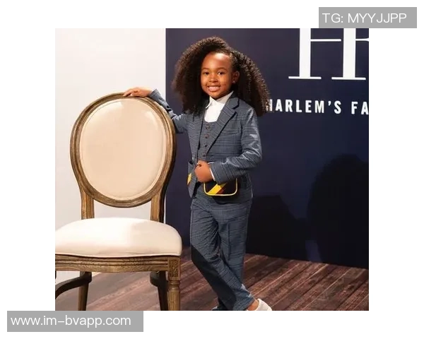 今日女儿亲自为老詹搭配服装小公主的用心让爸爸感动不已 今日女儿亲自为老詹搭配服装小公主的用心让爸爸感动不已