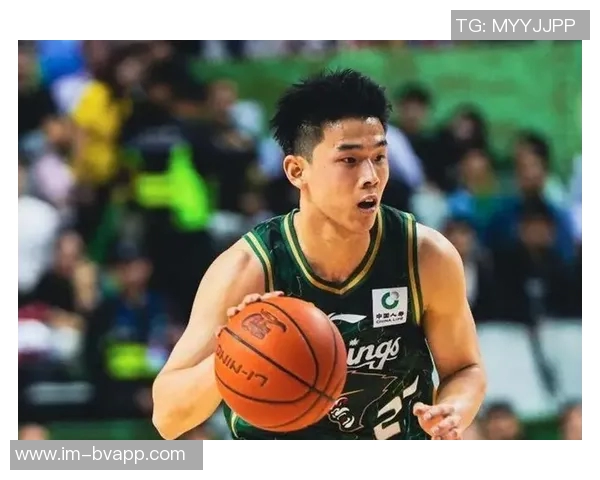 林葳表现出色但需提升耐心俄勒冈大学主帅对其转移球赞赏有加